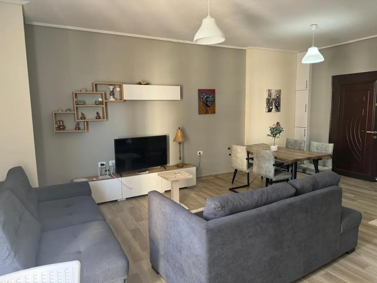 Center Apartments Sarandë